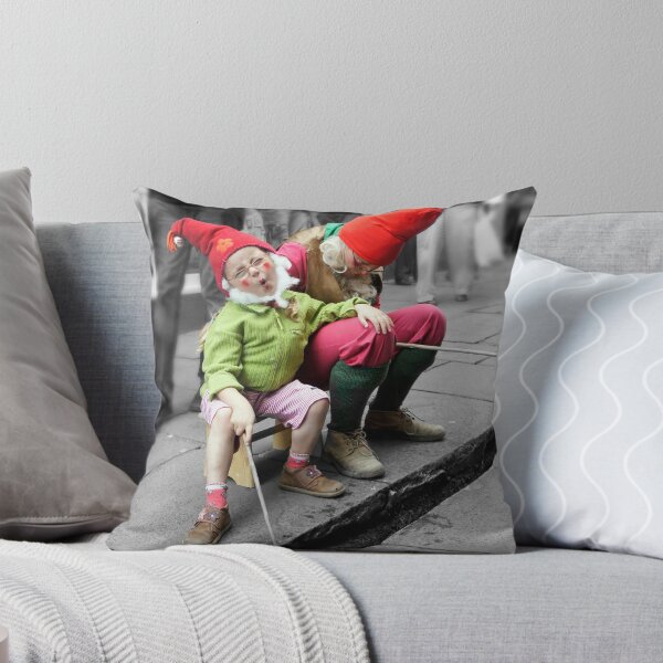 Artikelvorschau, Gnomes entworfen und verkauft von Sally Barnett.