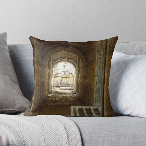 Free bird Throw Pillow