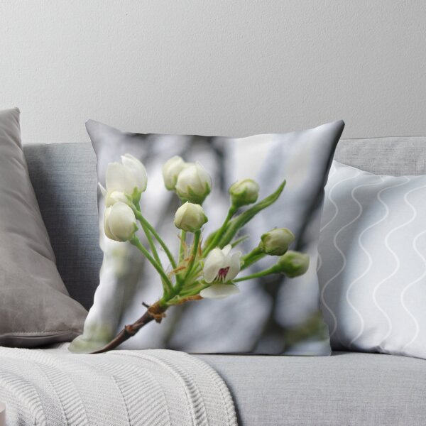 Artikelvorschau, Cherry Blossom Buds entworfen und verkauft von Faeowyn.
