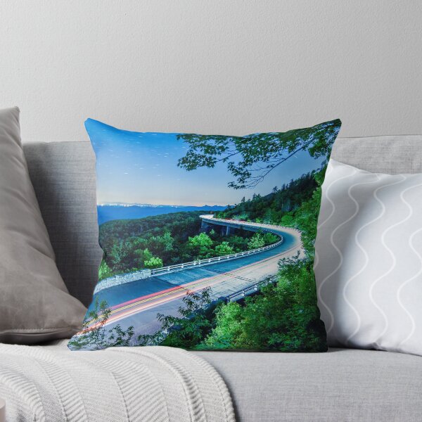 Aperçu de l'œuvre LYNN COVE VIADUCT NC créée et vendue par ALEX GRICHENKO.