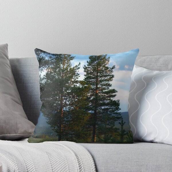 Aperçu de l'œuvre Sunpainted Pines by Elisabeth and Barry King™ créée et vendue par BE2gether.