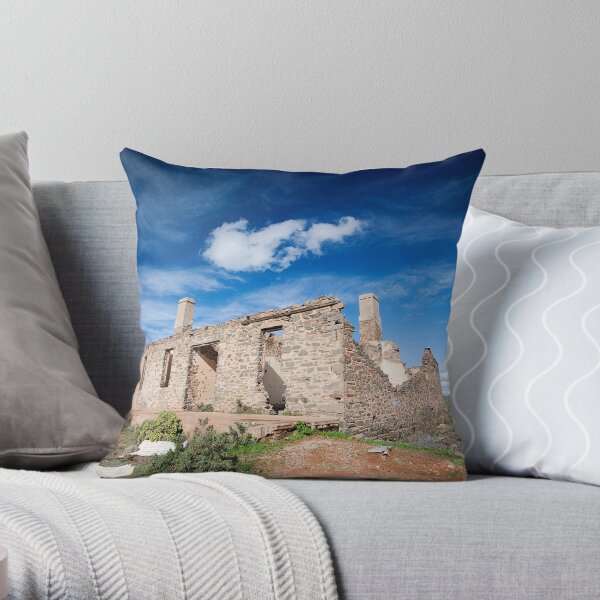 Waukaringa Ruins Throw Pillow