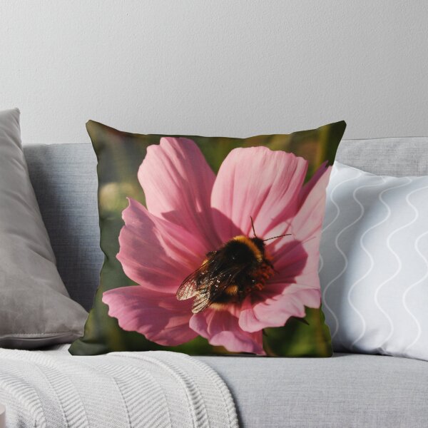 Artikelvorschau, Bumblebee and Flower entworfen und verkauft von Alex Ottosson.