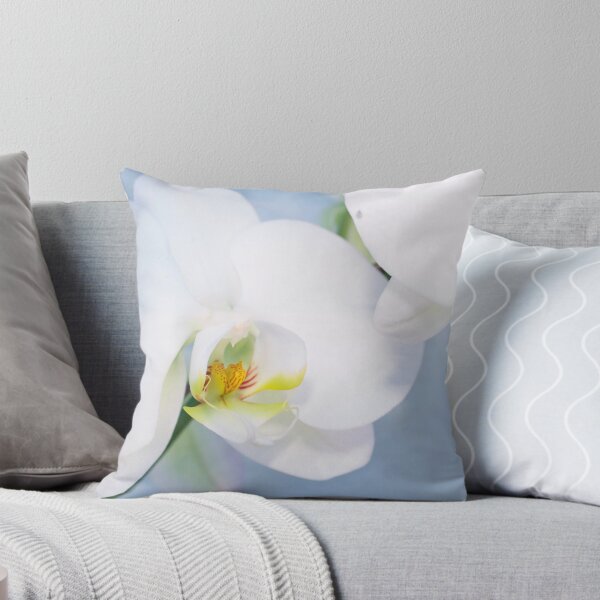 Artikelvorschau, White Orchid entworfen und verkauft von HaveANiceDaisy.