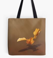 Blätter im Wind Tote Bag