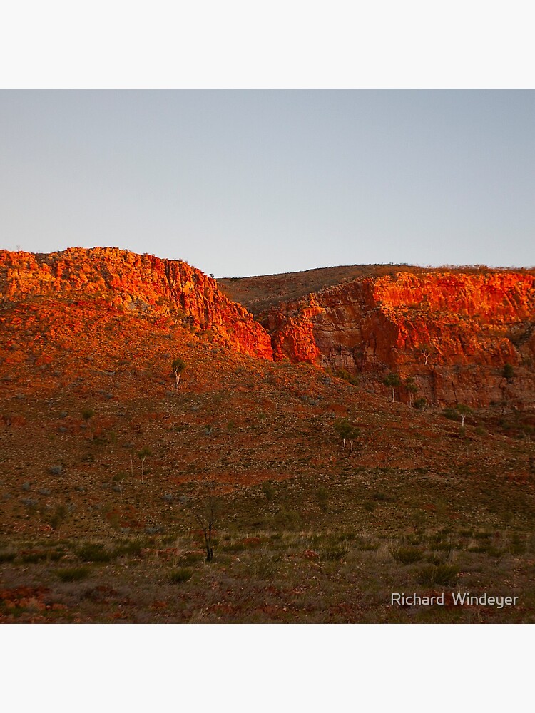 Escarpment at Sunrise by RICHARDW