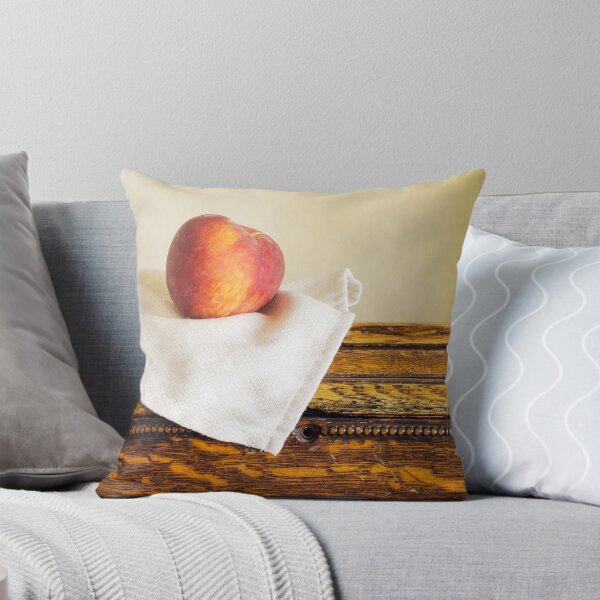 Artikelvorschau, Fresh ripe peach entworfen und verkauft von peanutroaster.