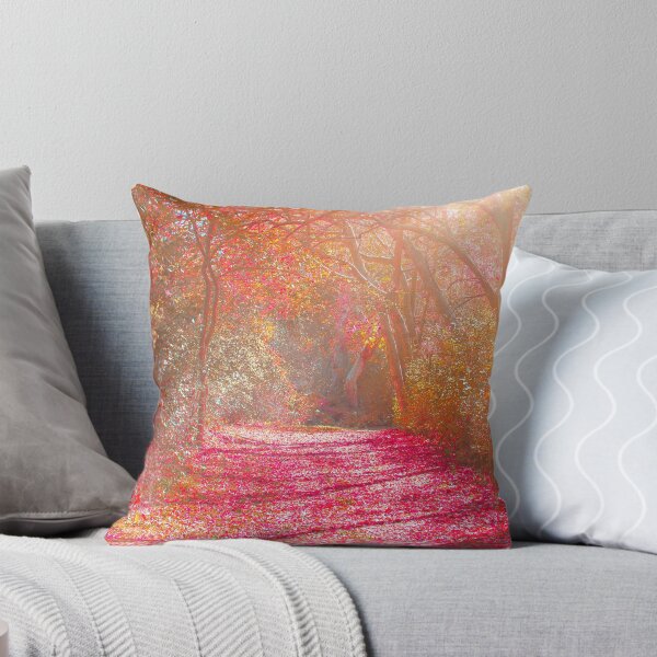 Artikelvorschau, A Vibrant Red View of Fall entworfen und verkauft von Elizabeth Thomas Photography.