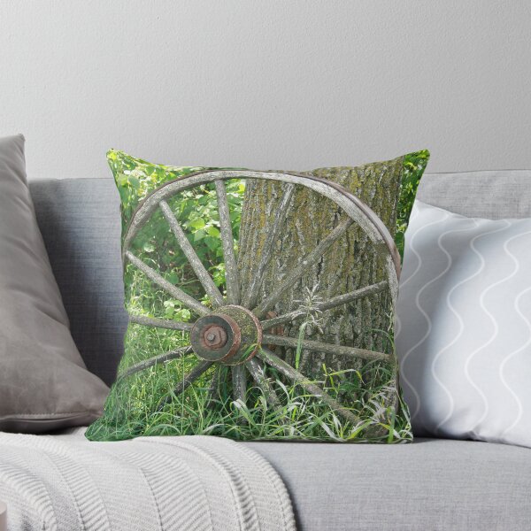Aperçu de l'œuvre Wagon Wheel in a Bush créée et vendue par rhamm.