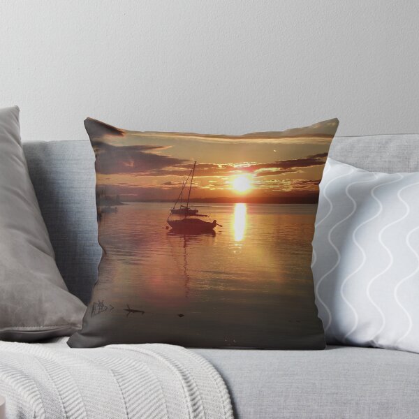 Artikelvorschau, Sunset at Blackness entworfen und verkauft von Pat Millar.