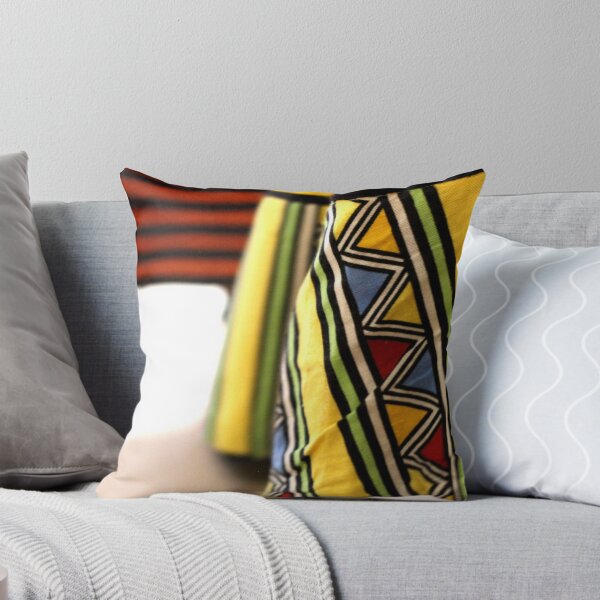 Aperçu de l'œuvre Xhosa et le tissu zoulou 1 créée et vendue par Ashley Newell.