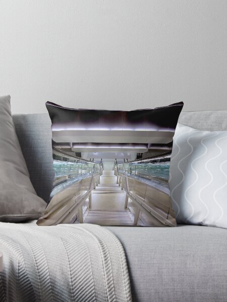 Aperçu de l'œuvre Airport Passageway créée et vendue par Bill Wetmore.