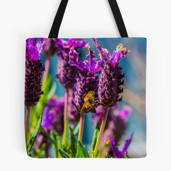 Artikelvorschau, Harvesting Lavender entworfen und verkauft von DoctorPedro.