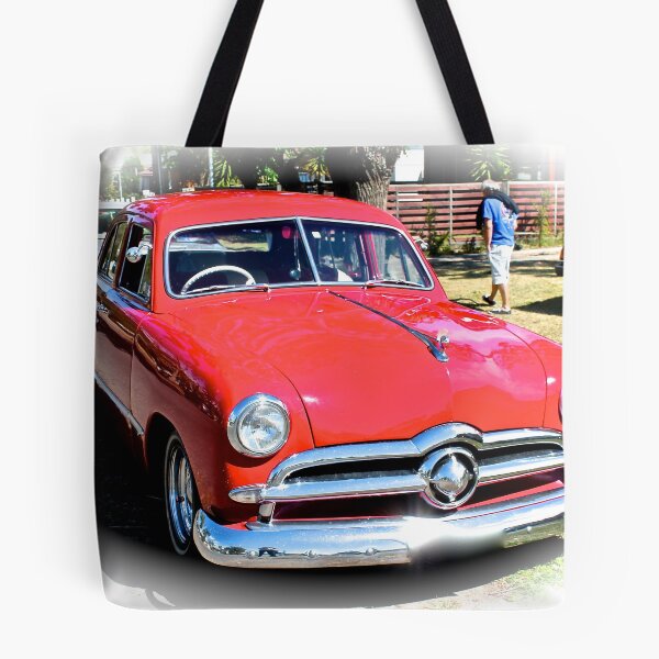 Artikelvorschau, 1949 Ford entworfen und verkauft von Bruce Northcott.