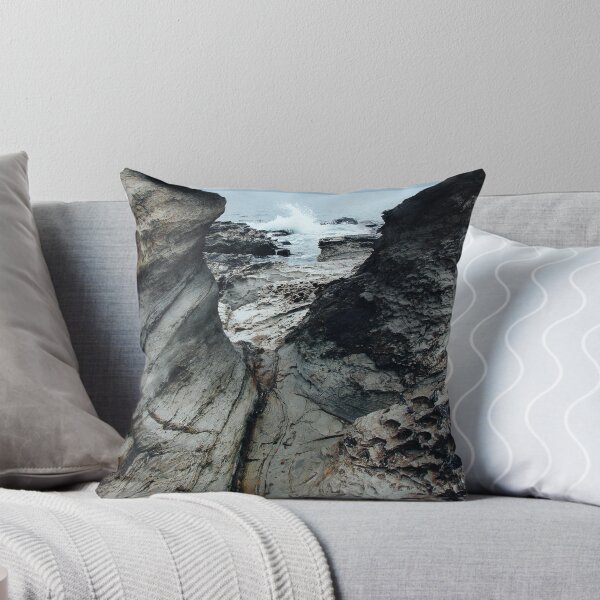Artikelvorschau, Wave Crash at Low Tide entworfen und verkauft von Jono Hewitt.