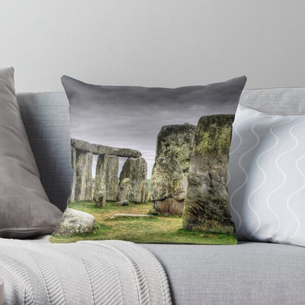 Stonehenge England Throw Pillow