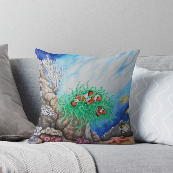 Artikelvorschau, Clown fish in a coral reef entworfen und verkauft von StephenLTurner.