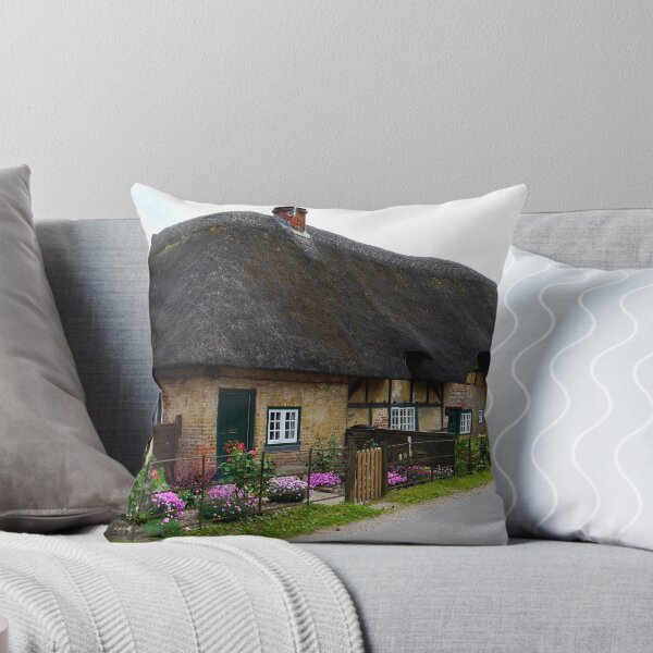 Artikelvorschau, A Charming Cottage at Leckford entworfen und verkauft von hootonles.