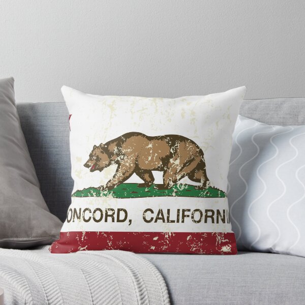Artikelvorschau, Concord California Republic Flag Distressed entworfen und verkauft von NorCal.