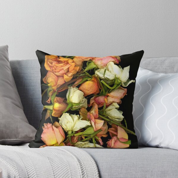 Artikelvorschau, Verblasste Rosen 4 entworfen und verkauft von Daniel Sorine.