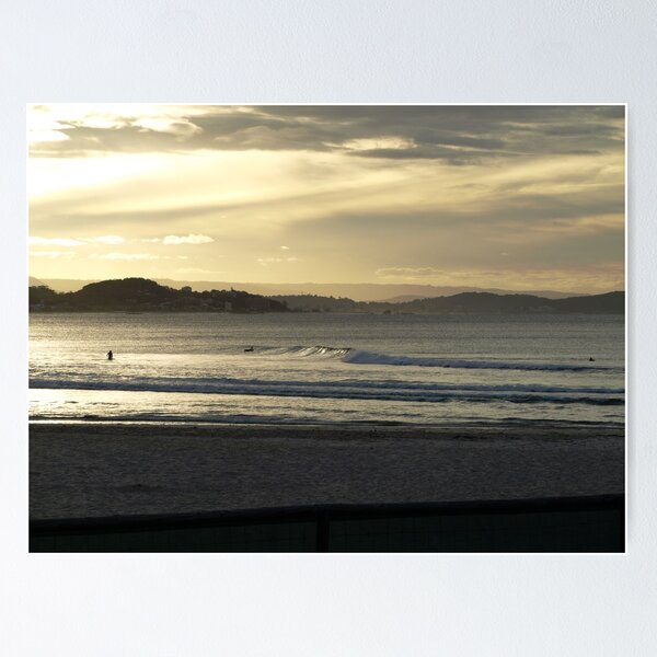 Artikelvorschau, DAY ENDING ON THE WAVES entworfen und verkauft von AussieColin.