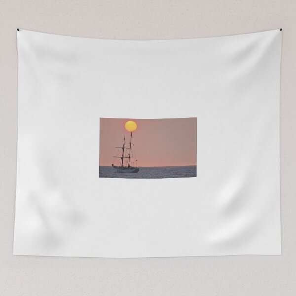 Artikelvorschau, Sailing Sunset entworfen und verkauft von Captures Of Creation.