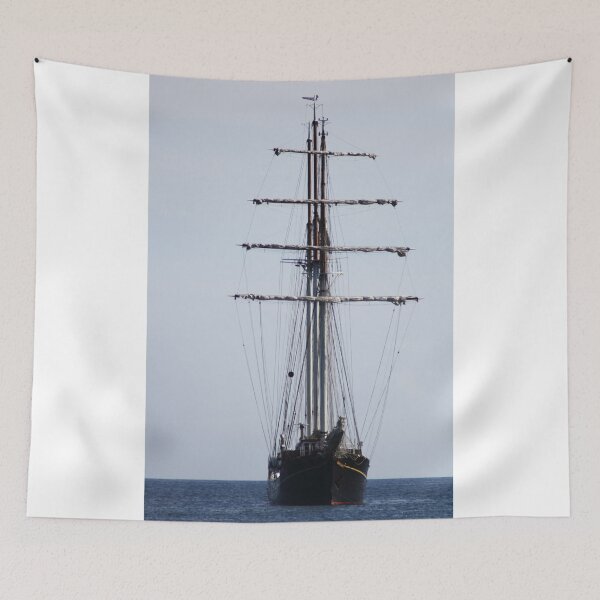 Artikelvorschau, Tall Ship In Bangor entworfen und verkauft von Wrayzo.