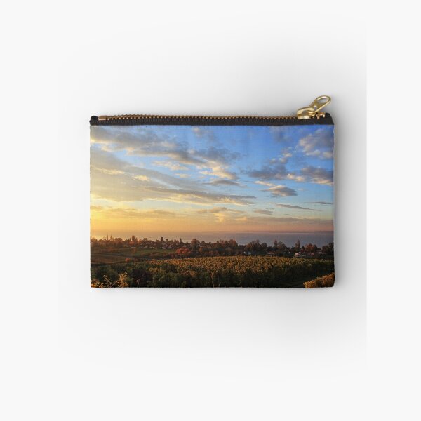 Artikelvorschau, Sunrise over Grape Orchards and Immenstaad - Lake Constance entworfen und verkauft von holgermader.
