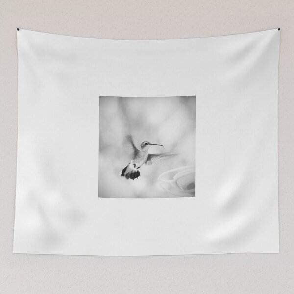 Artikelvorschau, Hummingbird in Black and White entworfen und verkauft von Corri Gryting Gutzman.