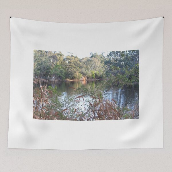 Artikelvorschau, The lake, Belair National Park, South Australia. entworfen und verkauft von elphonline.