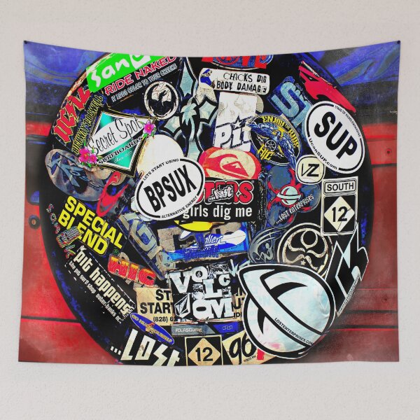 Aperçu de l'œuvre Spare Tire *pOp aRt* ~ Duvet and More! créée et vendue par Susan Werby.