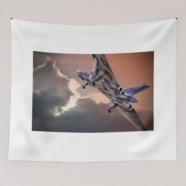 Item preview,  Vulcan XH558 takes off at Farnborough 2014 designed and sold by Colin  Williams Photography.