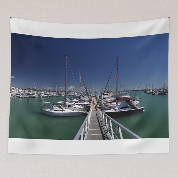 Aperçu de l'œuvre Keppel Bay Marina. créée et vendue par Andy Newman.