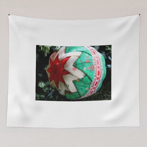 Aperçu de l'œuvre Handmade Ornament - 2014    ^ créée et vendue par ctheworld.