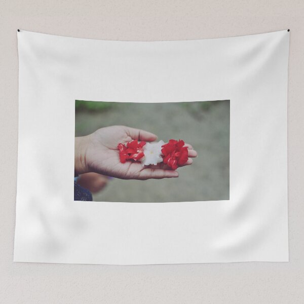 Item preview, spring designed and sold by Fahad Al-Alam.