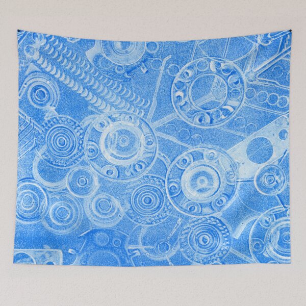 Aperçu de l'œuvre Techno 2 Monotype Ghost Print en bleu créée et vendue par Heatherian.