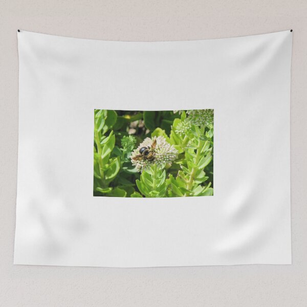 Item preview, bumble bee designed and sold by Spiraleffects.
