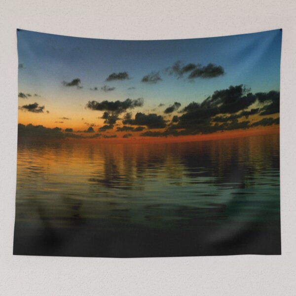 Artikelvorschau, Sonnenuntergang Ozean Horizont entworfen und verkauft von ChopKickPanda.