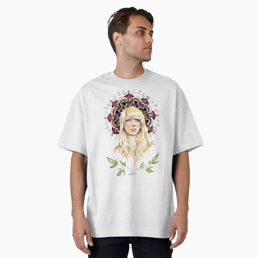 Vista previa del artículo con la obra «Camiseta oversize», diseñado y vendido por LyFe.