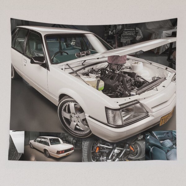 Artikelvorschau, Chris Irvins Holden VK Commodore entworfen und verkauft von HoskingInd.