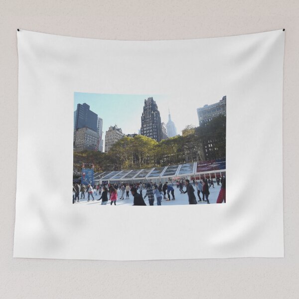 Artikelvorschau, Spätherbst Eislaufen, Bryant Park Eisbahn, Bryant Park, New York City entworfen und verkauft von lenspiro.