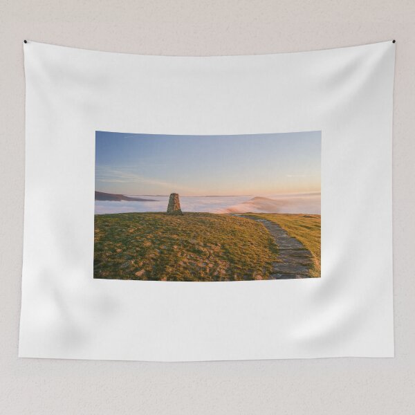 Aperçu de l'œuvre Mam Tor Trig Point créée et vendue par brimel55.