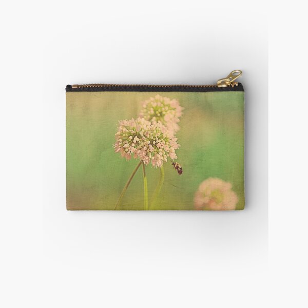 Item preview, Buzzing Bee designed and sold by Susan Link.