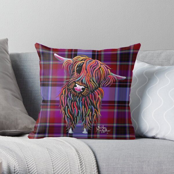 SCoTTiSH HiGHLaND CoW ' TaRTaN BoLLY P ' BY SHiRLeY MacARTHuR Throw Pillow