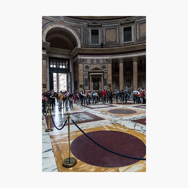 Artikel-Vorschau von Bereit für Regen - Der Pantheon-Innenraum ist abgesperrt, designt und verkauft von Georgia Mizuleva.