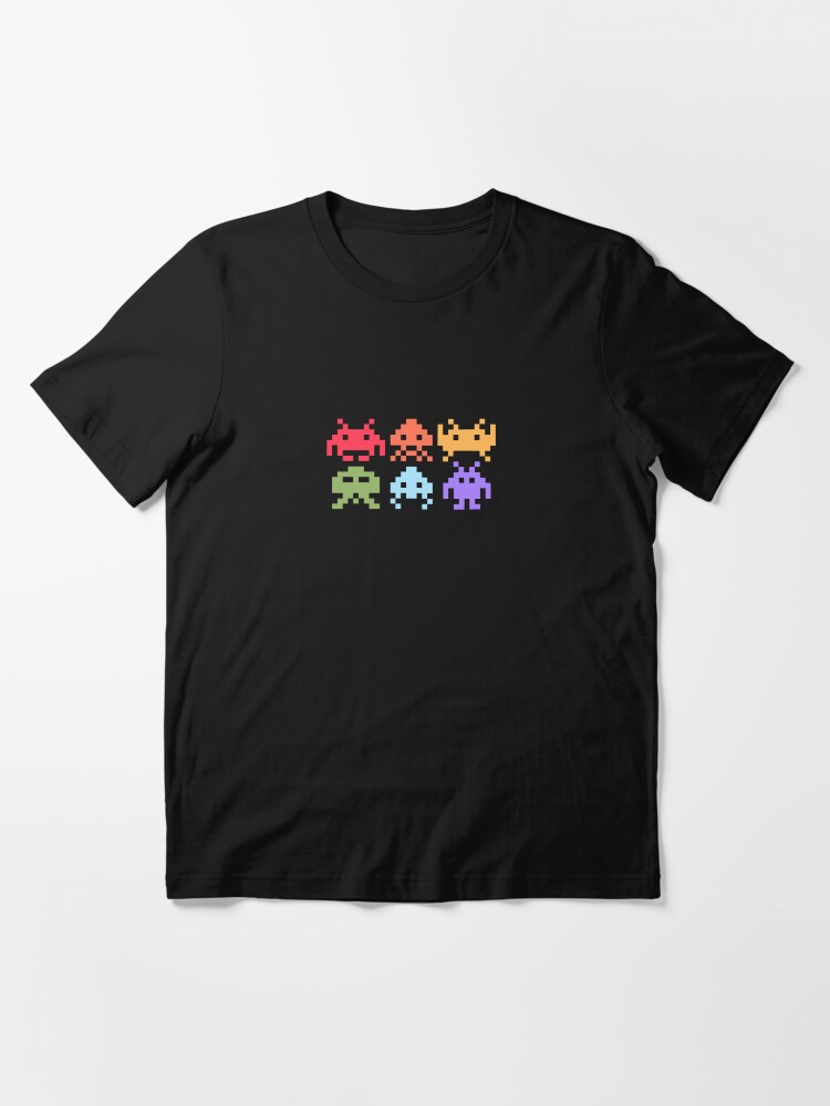 Thumbnail 3 von 7, Essential T-Shirt, Space Invaders Pixel Art Regenbogen-Aliens designt und verkauft von workshoptourist.