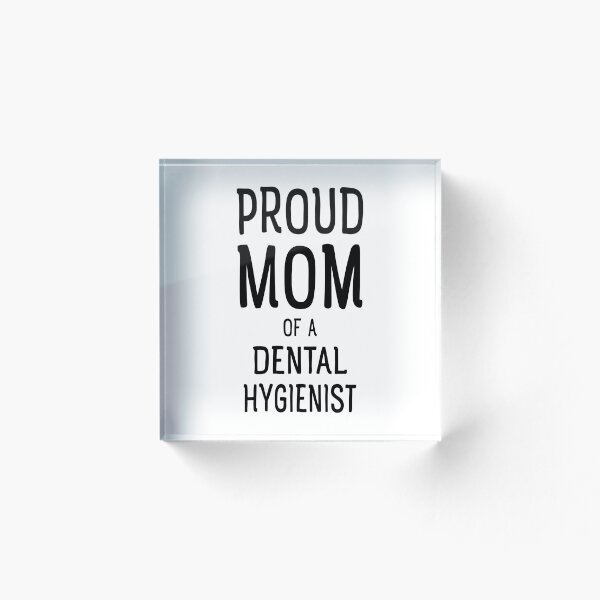 Item preview, Mamá orgullosa de un higienista dental designed and sold by SmashingTee.