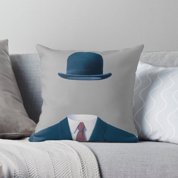Homme dans un chapeau melon par René Magritte, oeuvre pour impressions, affiches, t-shirts, sacs, hommes femmes, enfants Coussin