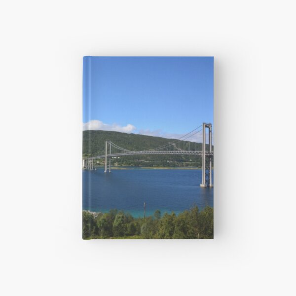 Tjeldsundbrücke zwischen Festland und Insel Hinnøya in Troms, Norwegen Notizbuch