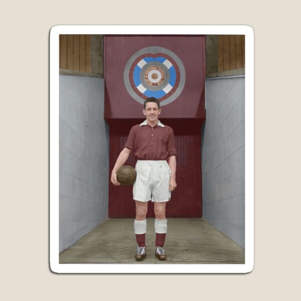 Hearts Legend Dave MacKay Magnet